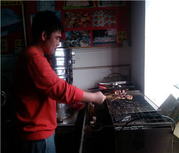 烧烤做法,夜摊烧烤技术培训,深圳烧烤配方培训,炭火烧烤培训