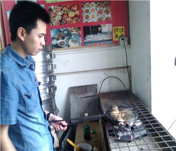 东莞哪有烤鱼技术配方学习,诸国烤鱼培训,烤活鱼做法培训